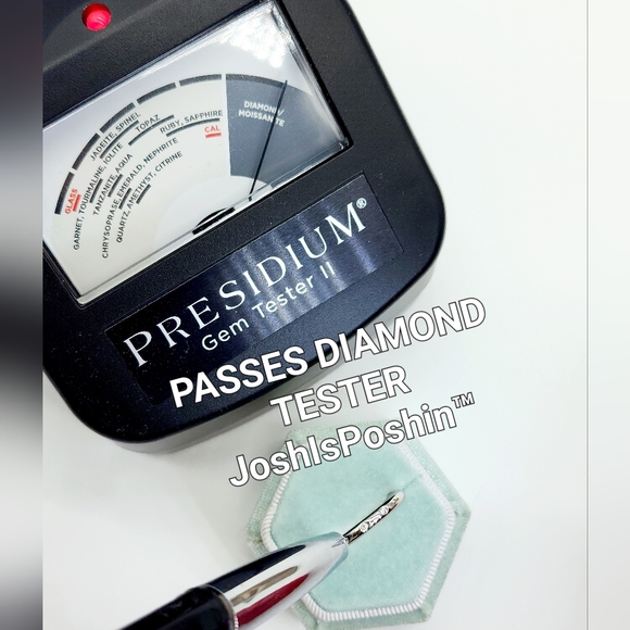 Moissanite bezel set ring band in sterling silver - Picture 13 of 13